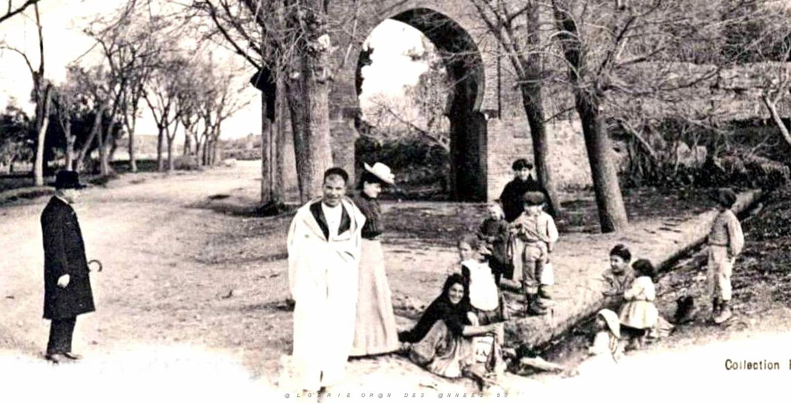 1443- Tlemcen - Ancienne Porte2 de Mansourah.jpg